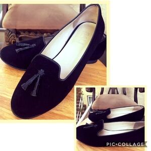 Woman's Suede‎ Black Loafer